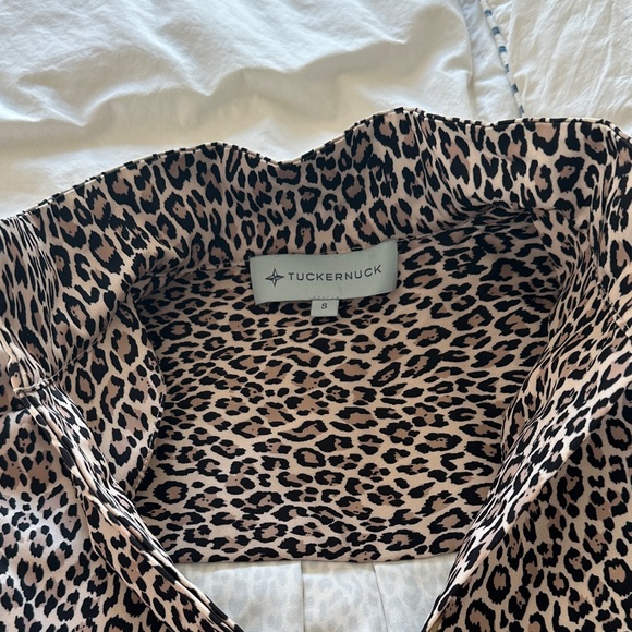 Tuckernuck Black and White Leopard Blouse - Picture 2 of 8